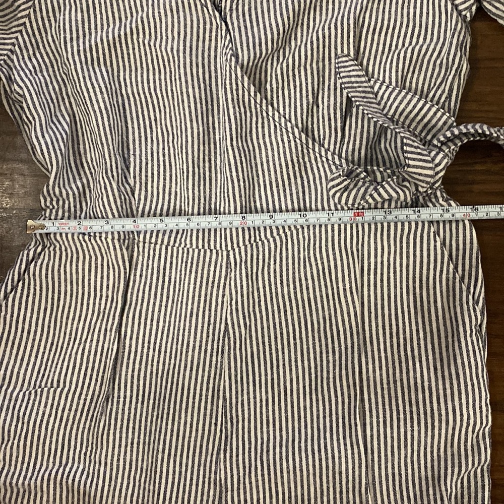 OLD NAVY Striped Waist Defined Faux Wrap Jumpsuit - Picture 12 of 13